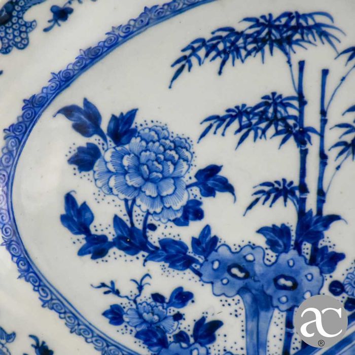 Travessa polilobada porcelana da China, período Qianlong, séc. XVIII