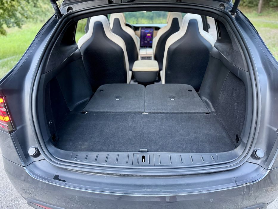Tesla Model X Long Range Dual Motor 100кВт