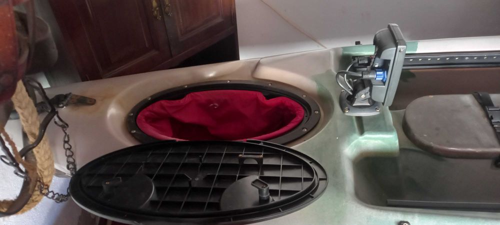 Kayak Waterfall com Sonda e Motor