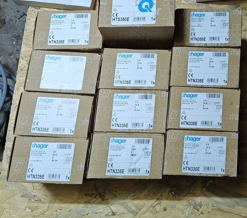 Wyłącznik automatyczny Hager HTN335E HTN335E, 3 styki, 35