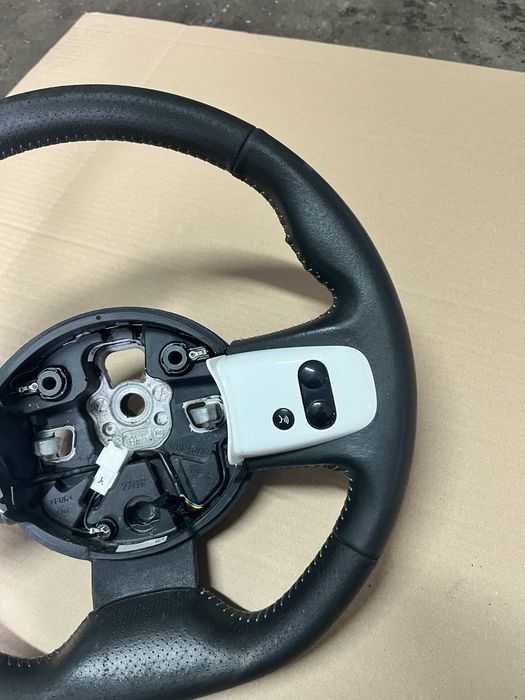Kierownica multifunkcja Renault Twingo III Trafic III Smart Forfour II