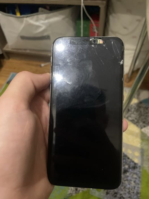 Айфон  10 x на 64гб