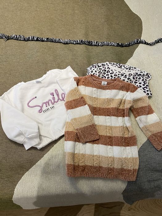 Mix ubran dla dziewczynki 110-116