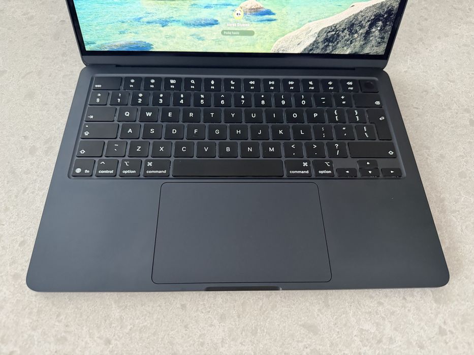 Macbook  Air2026 M5 16GB 512 GB jak nowy