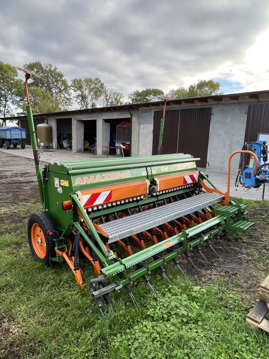 Siewnik zbożowy Amazone D9 30