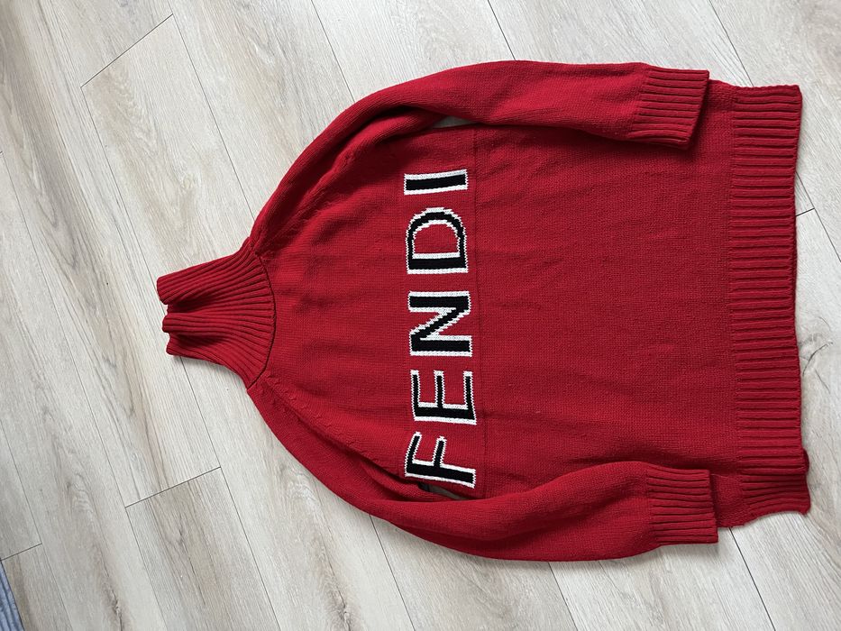 Sweter fendi replika