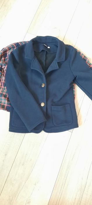 Шкільний піджак та спідниця