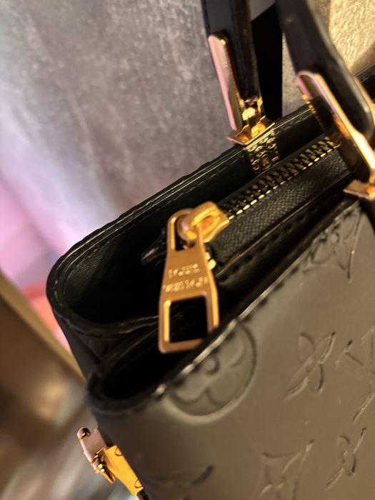 Sliczna torebka dodatkowy pasek na ramie