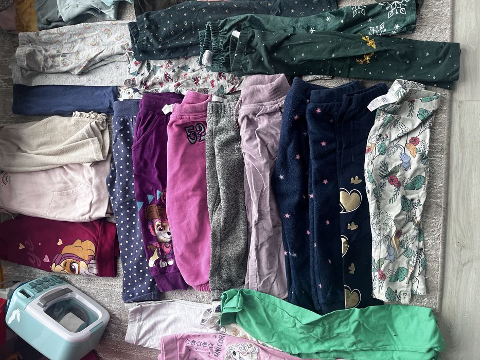 Tanio paka ok 70 szt. Rozm. 98-104