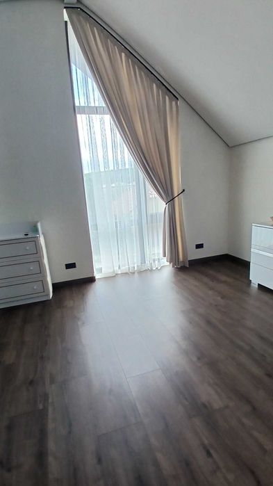 Елітний котедж біля Sherwood  Без комісії