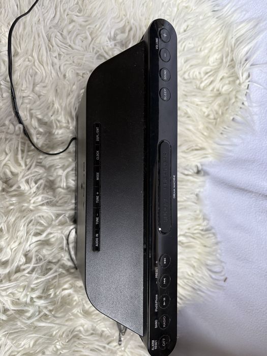 Stacja dokująca z radiobudzikiem Sony ICF-DS15IP
