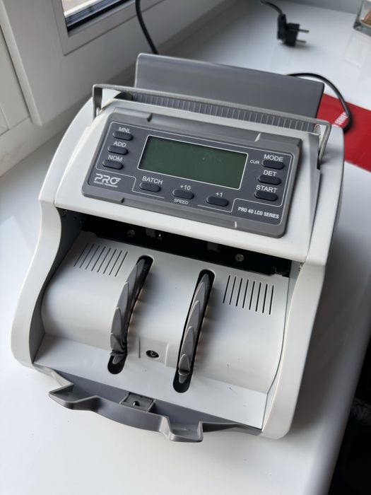 Лічильник банкнот PRO 40 LCD SERIES