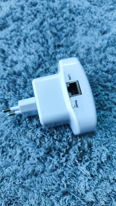 Wzmacniacz WiFi repeater