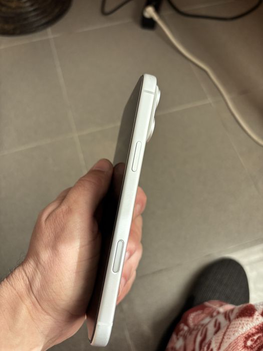 17 Pro Max 512 Prata