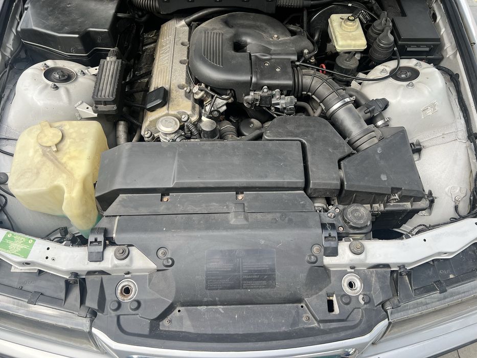 BMW e36 Compact 1,9