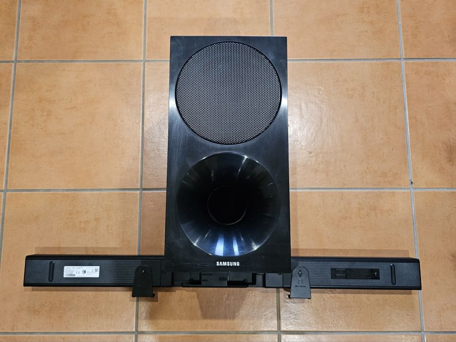 Soundbar Samsung A450 300W impecável