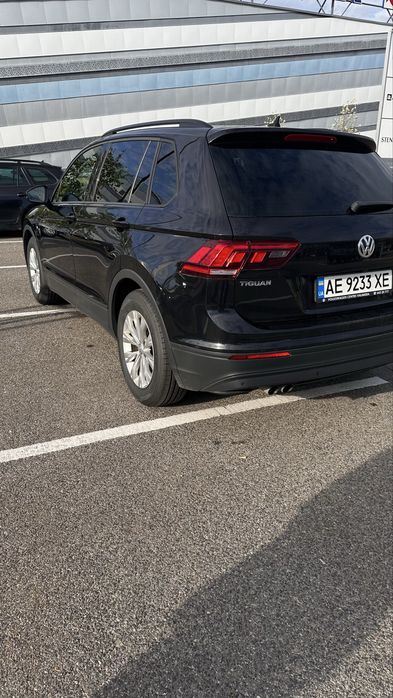 Volkswagen Tiguan продам авто