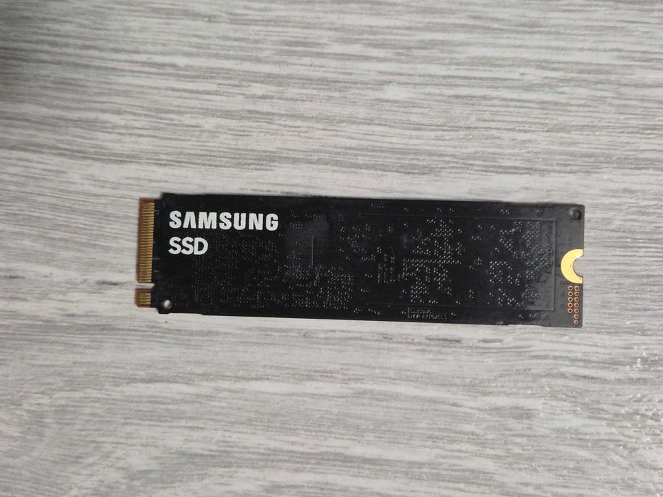 ТОП вибір M.2 SSD диск 1TB Samsung PM9A1 (7000MB\s. PCI-e 4.0 x4)