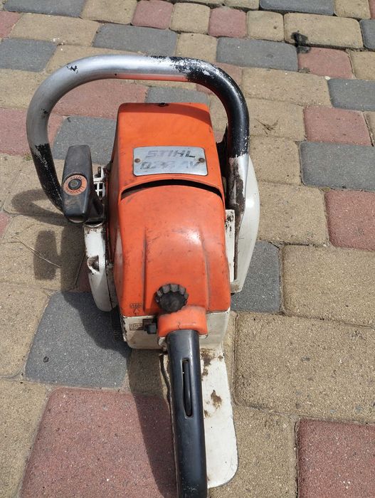 Бензопила штіль , робоча