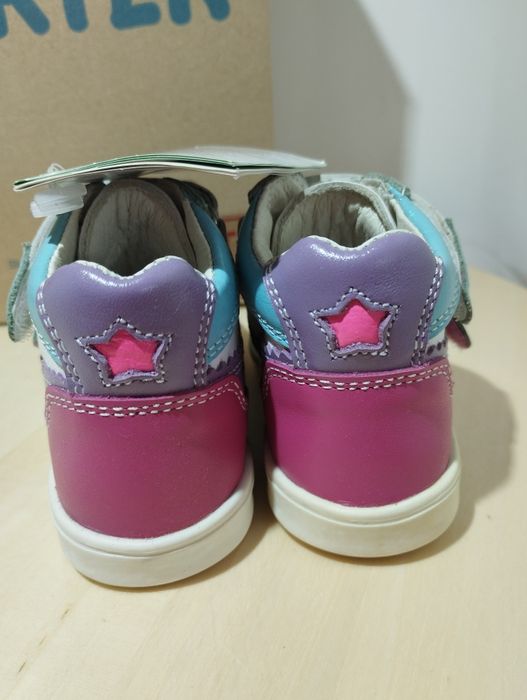Buty rozmiar 20 Nowe