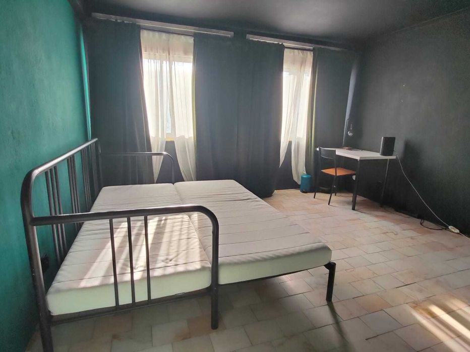 Quarto Espaçoso para Trabalhador em Paço de Arcos
