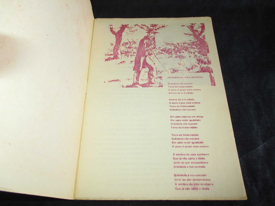 Livro Canções Revolucionárias Campanha Nacional 50 Mil Contos