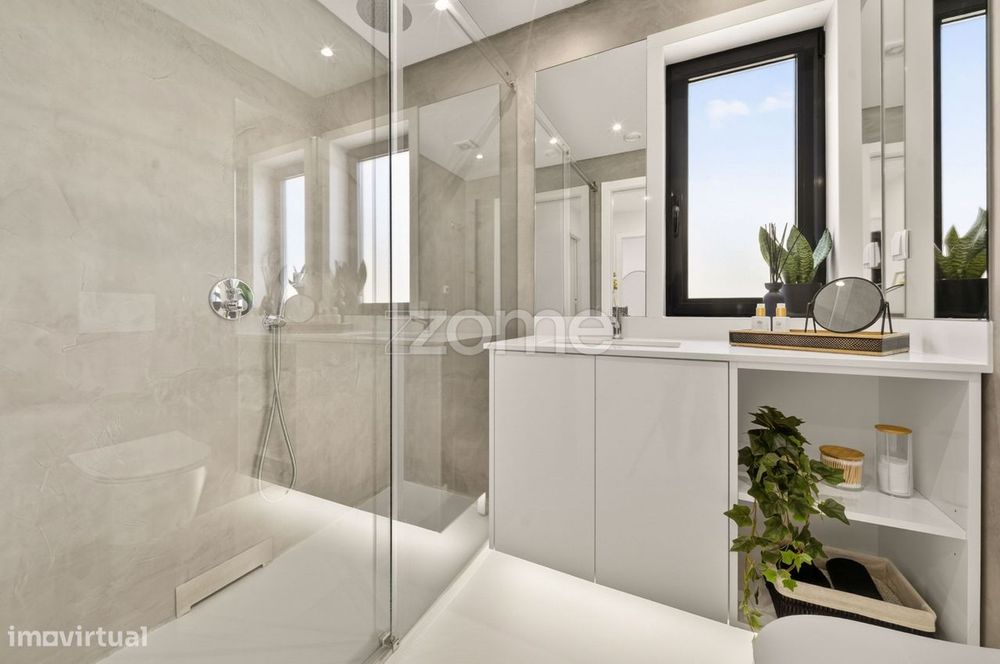 Apartamento T3 com 3 lugares de garagem no Bairro Novo da Abóboda