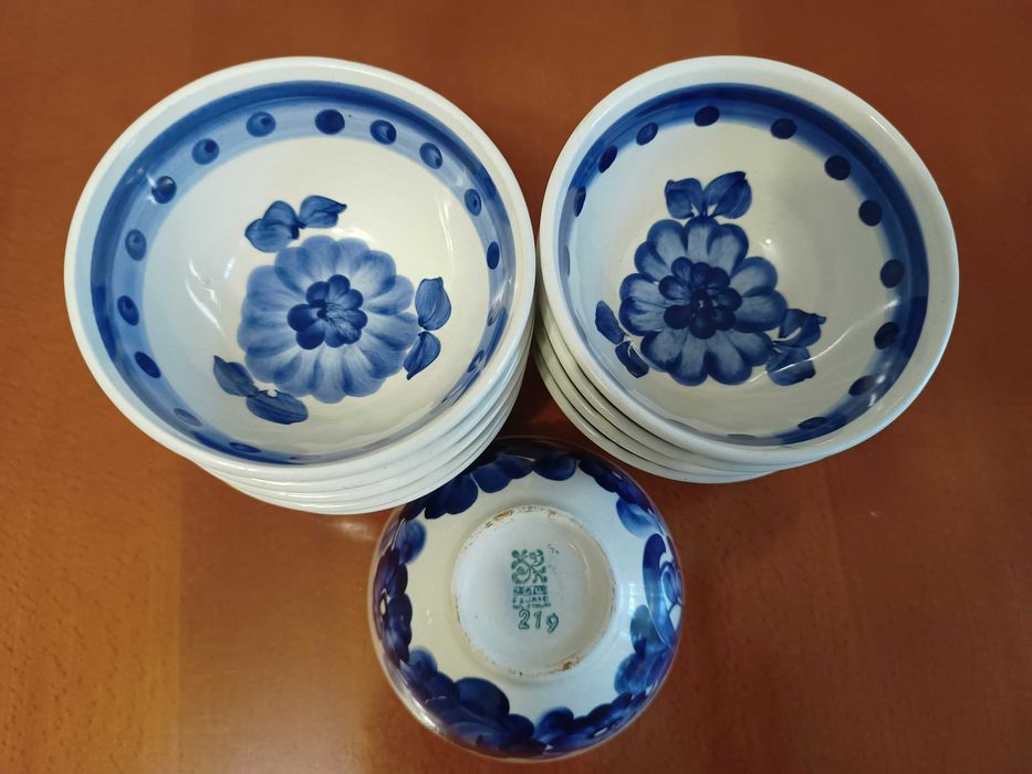 Małe miseczki / FAJANS /