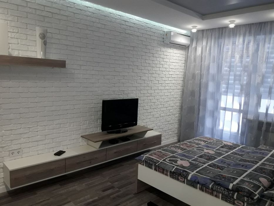1 - кімнатна квартира. Центр міста. Погодинно. Подобово. Smart TV Box.