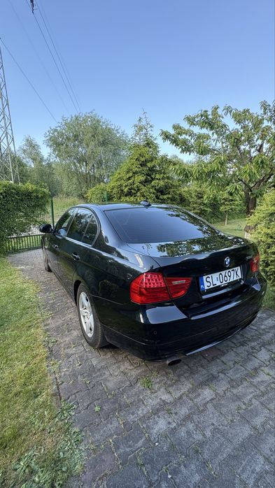 BMW 318i  e90 2010r. 2.0 benzyna • klima•tempomat•niski przebieg