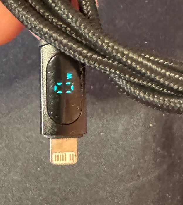 кабель USBс Lightning 1 м