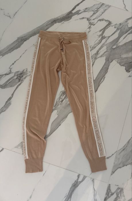 Calvin Klein Jeans spodnie dzianinowe sportowe 36/S