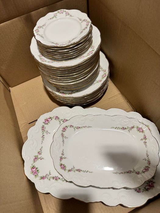 Serviço vista alegre novo sem uso 18 peças