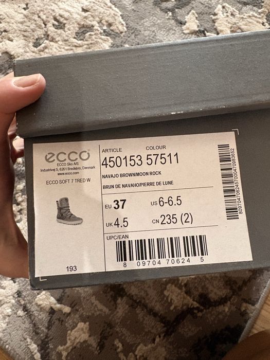 Зимове жіноче взуття ecco