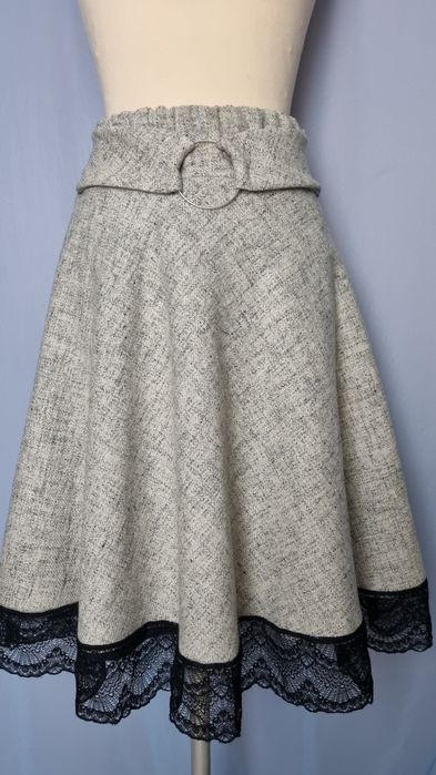 Spódnica z wełny  roz. uniwersalny