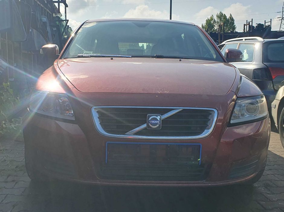 Volvo V50 I lift / 2.0 D 136km / 2008r. / na części