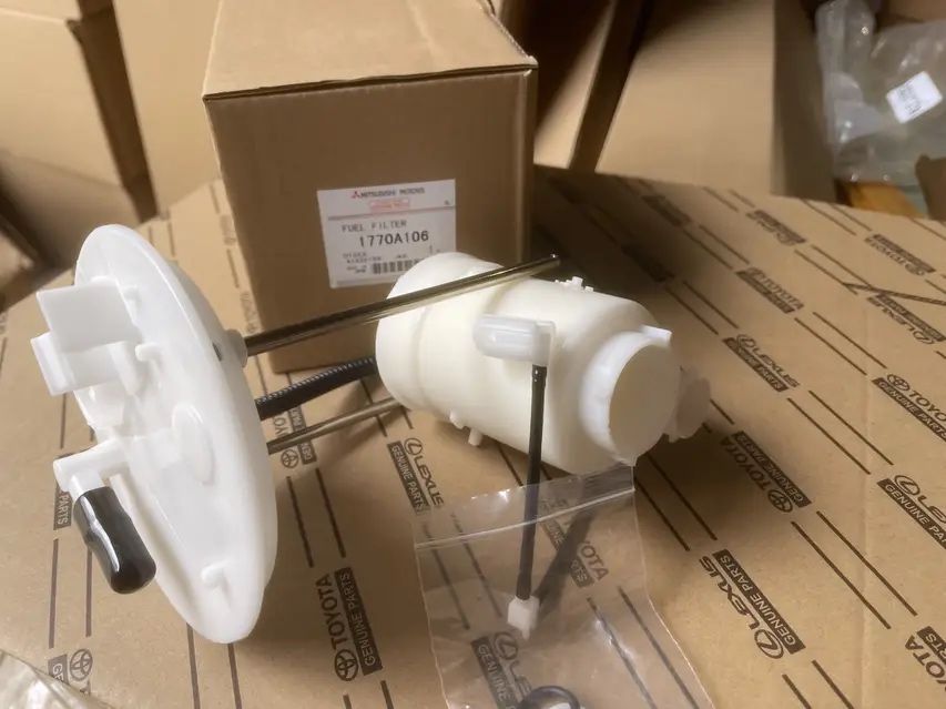 Топливный фильтр Mitsubishi Lancer X - 1770A106