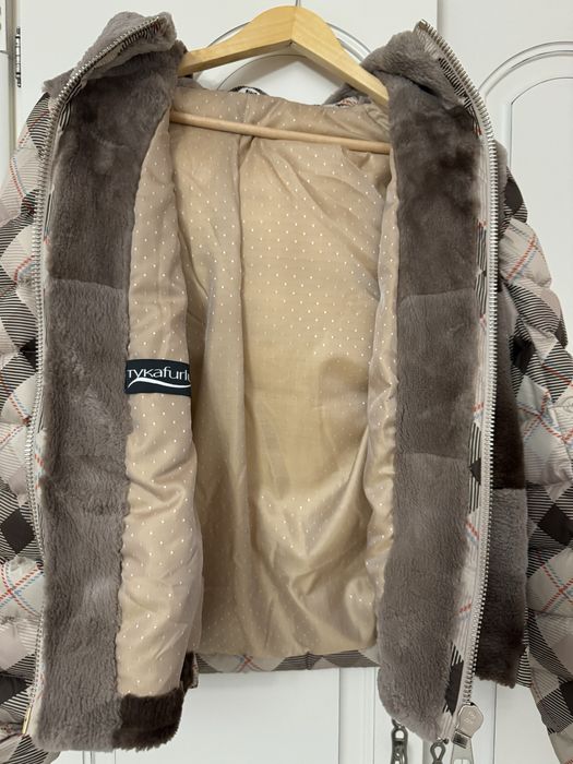 Хутрові вироюи. Куртка з хутром