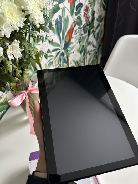 Планшет lenovo м10