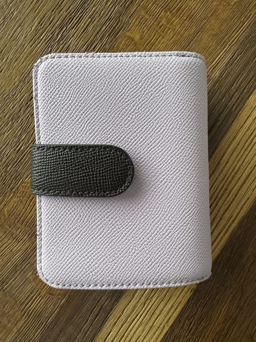 Liliowy portfel Tous, fioletowo-brazowy, przegrodki, zamek