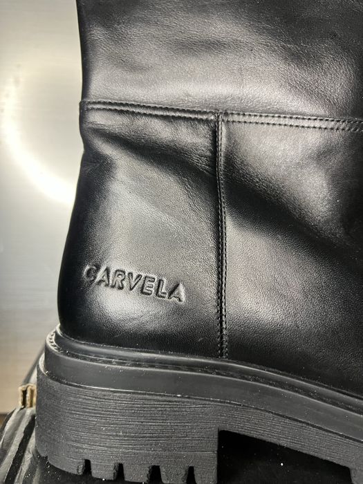 Жіночі зимові чоботи Carvela, 37 р.