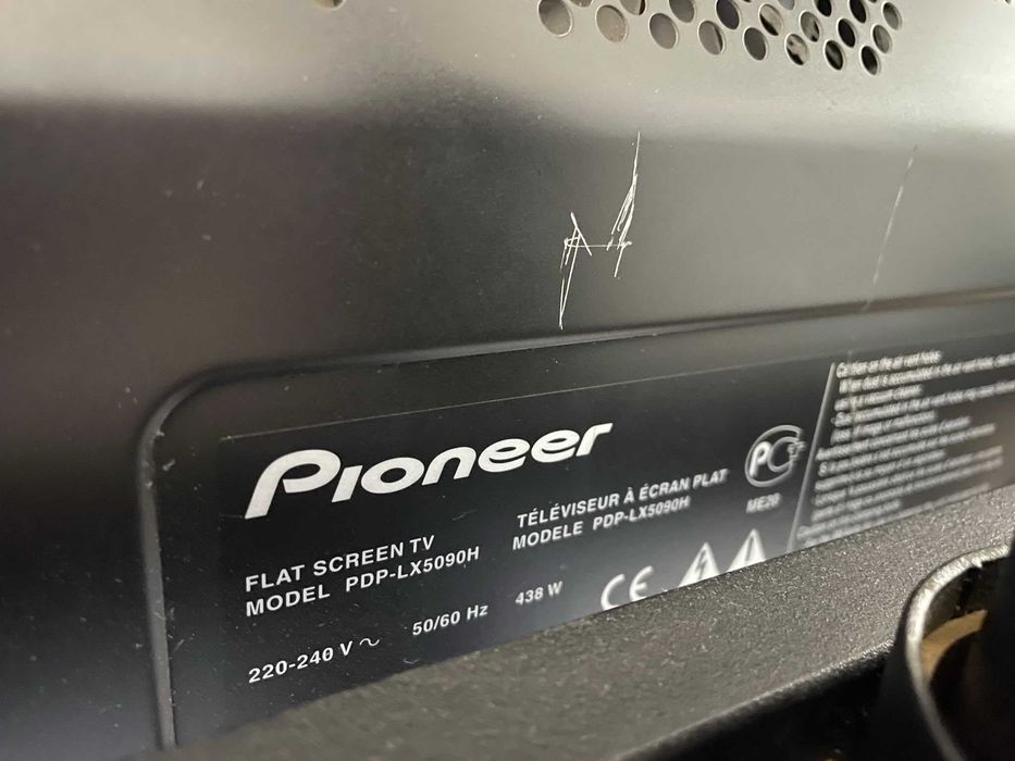 Televisão Pioneer PDP-LX5090 (50 polegadas) + suporte de pé