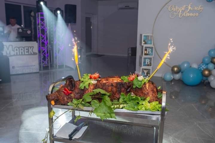 Pieczony Prosiak -Pieczona Szynka Catering Wesele- Imprezy