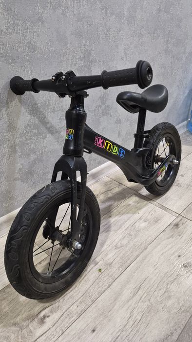 Велобіг (біговіл) дитячий PROFI KIDS, надувні колеса 12