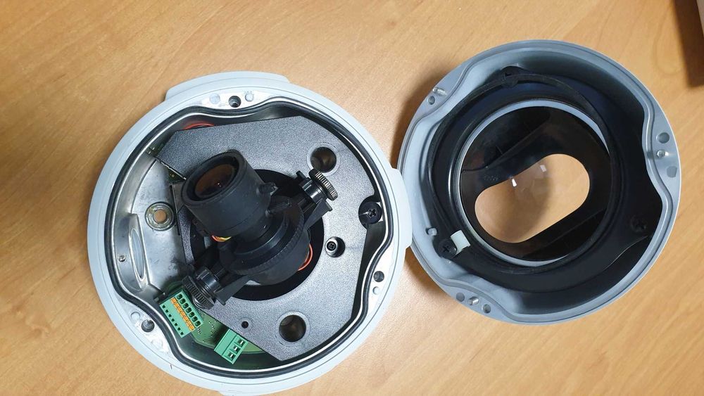 Cameras Vídeo-Vigilância AXIS 225FD