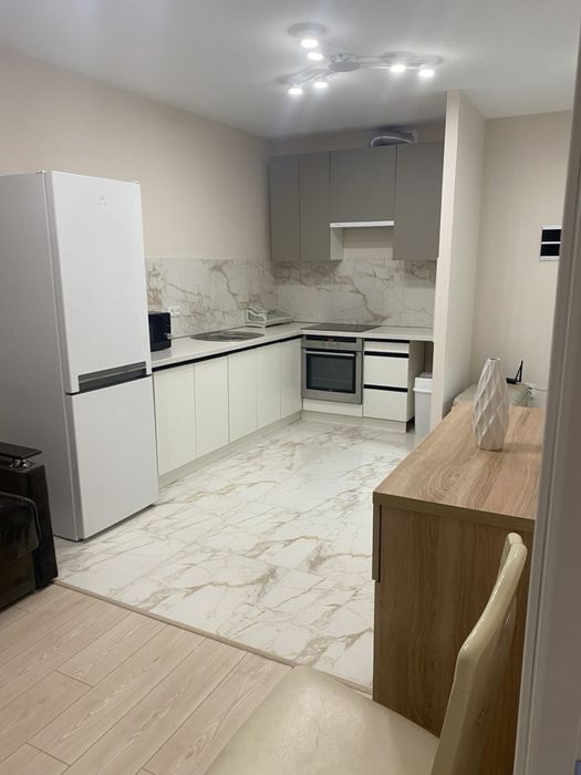 Оренда 1кім квартири в West Towers