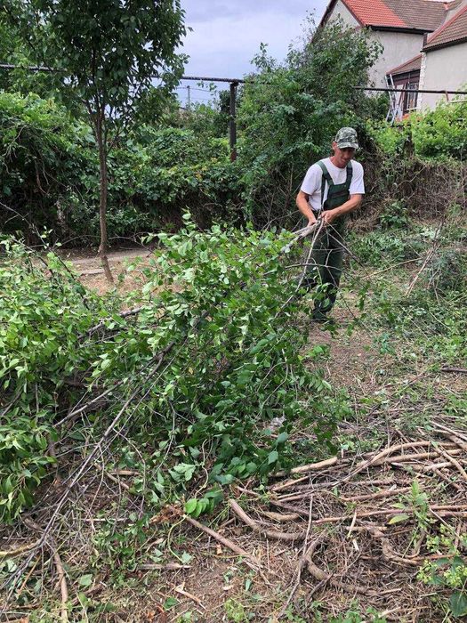 Расчистим Ваш участок,уберем после долгого отсутствия.Качество.