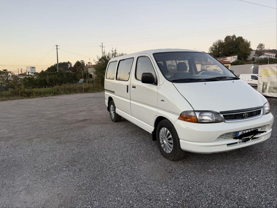 Toyota hiace de 9 lugares de 2004 viatura nacional