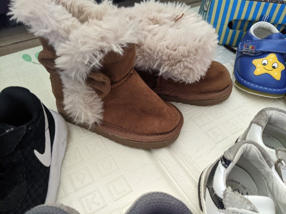 Дитяче взуття на продаж / обмін