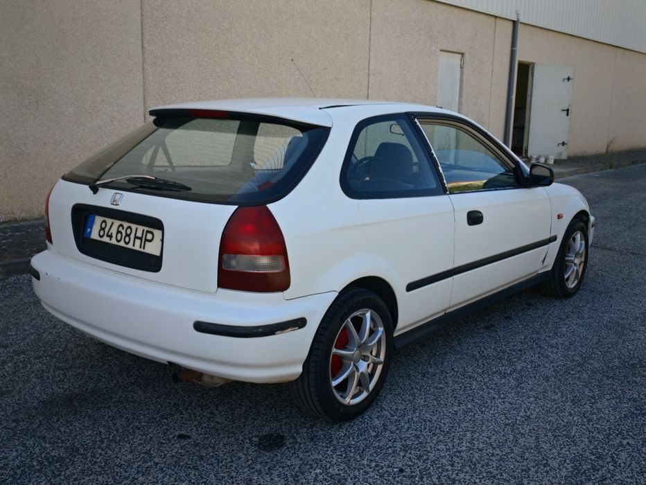 Civic 1.4i muito material novo